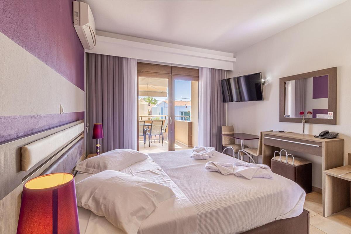 Dafni'S Seaside Luxury Studios 尼基季 外观 照片